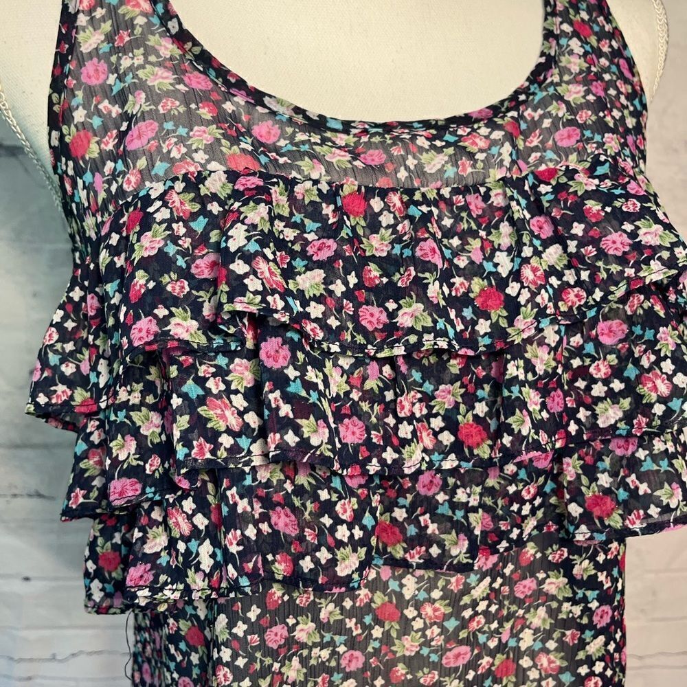Express top  - Picture 2 of 5